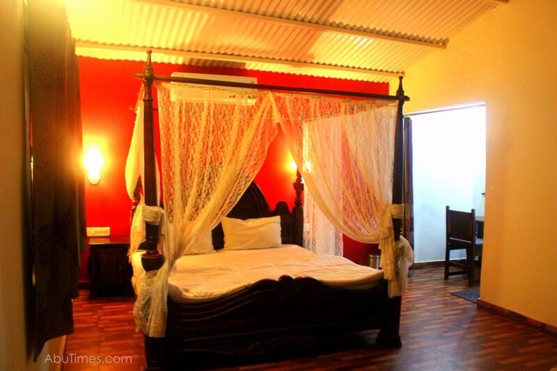 honeymoon-suite-green-view-mount-abu