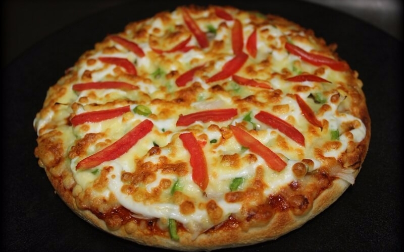 veg-bit-pizza-crust-mount-abu
