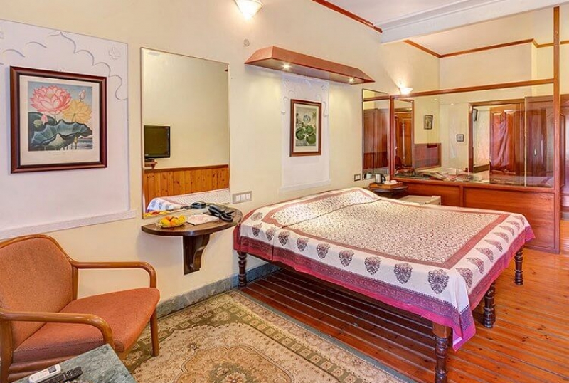 hotel-kesar-bhawan-mount-abu-guest-rooms-