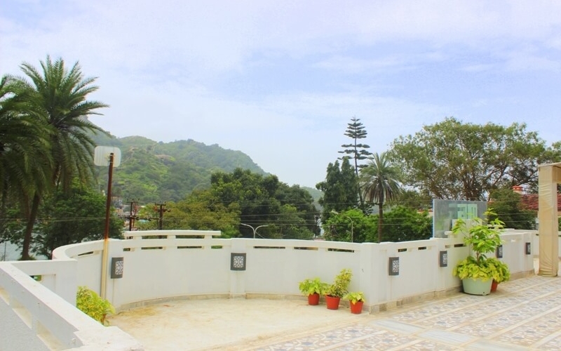 lake-inn-mt-abu-2